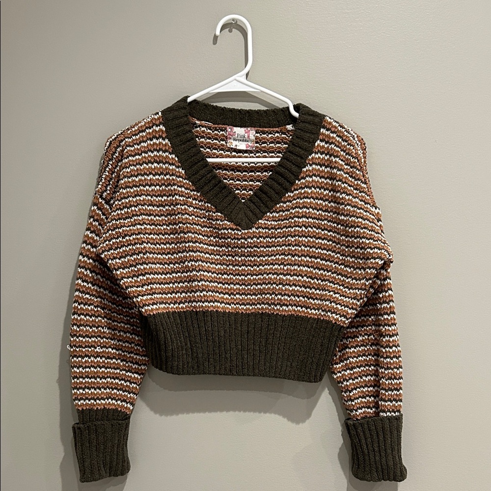 Pink Republic Multicolor V-Neck Sweater